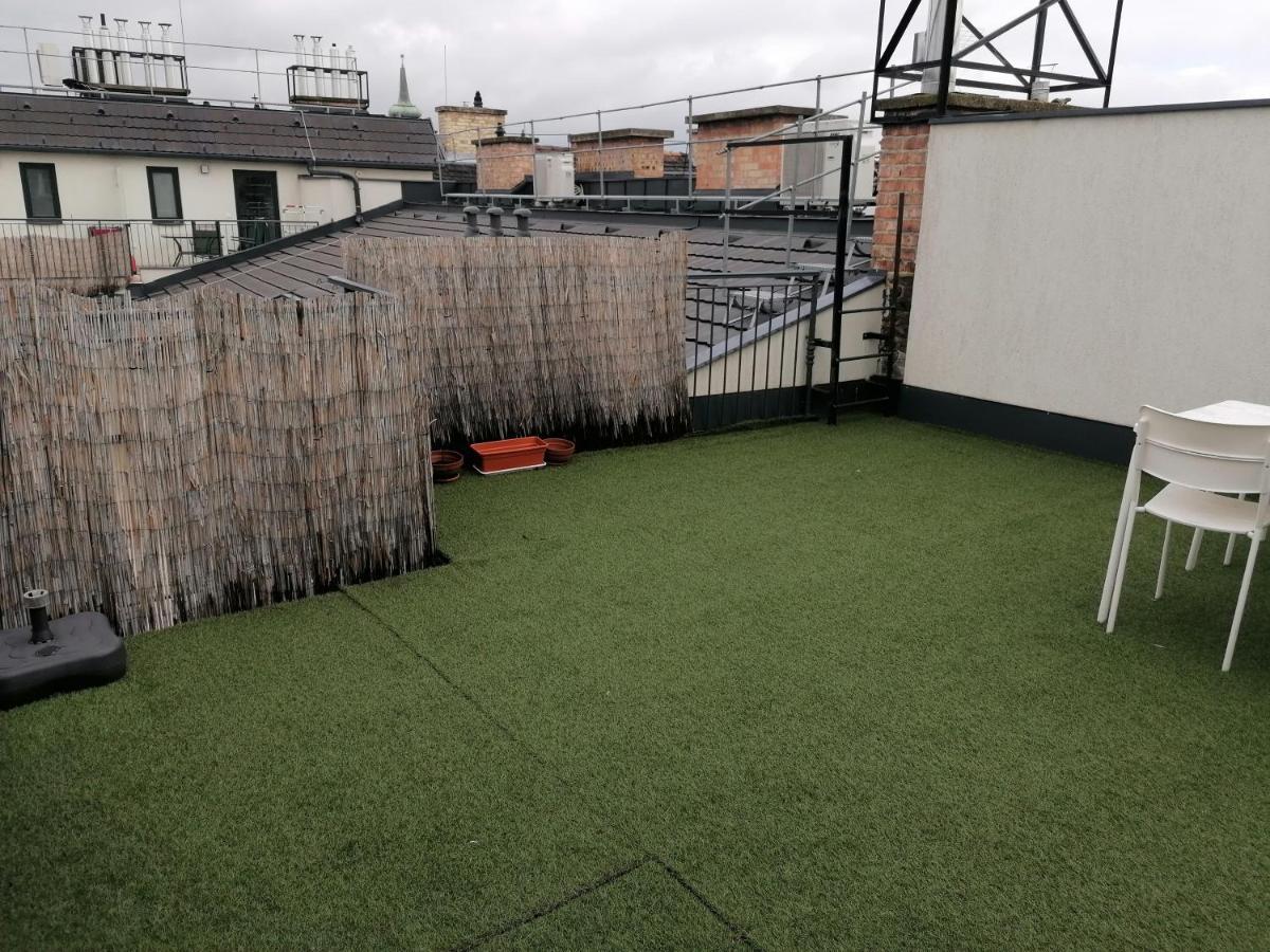 Erkel Rooftop Suites Budapest Luaran gambar